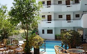 Elina Apartments